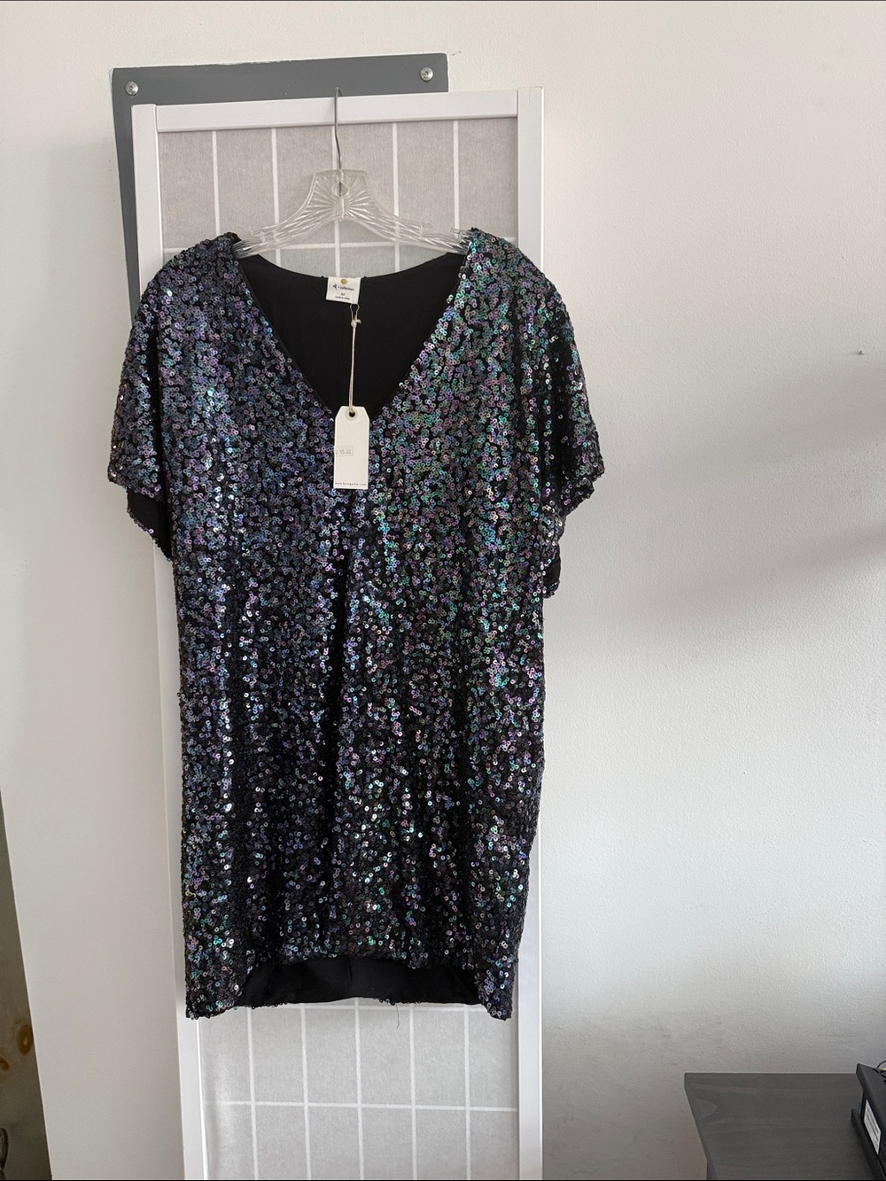 By Together Iridescent Sequin V-Neck Shift Dress - Black with Multicolor Sheen